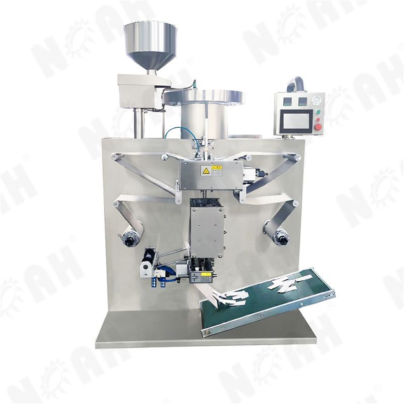 Tablet, foil packaging machine